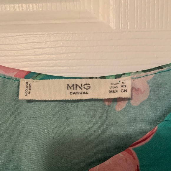 Green Silk Floral Tank Top - Picture 3 of 3